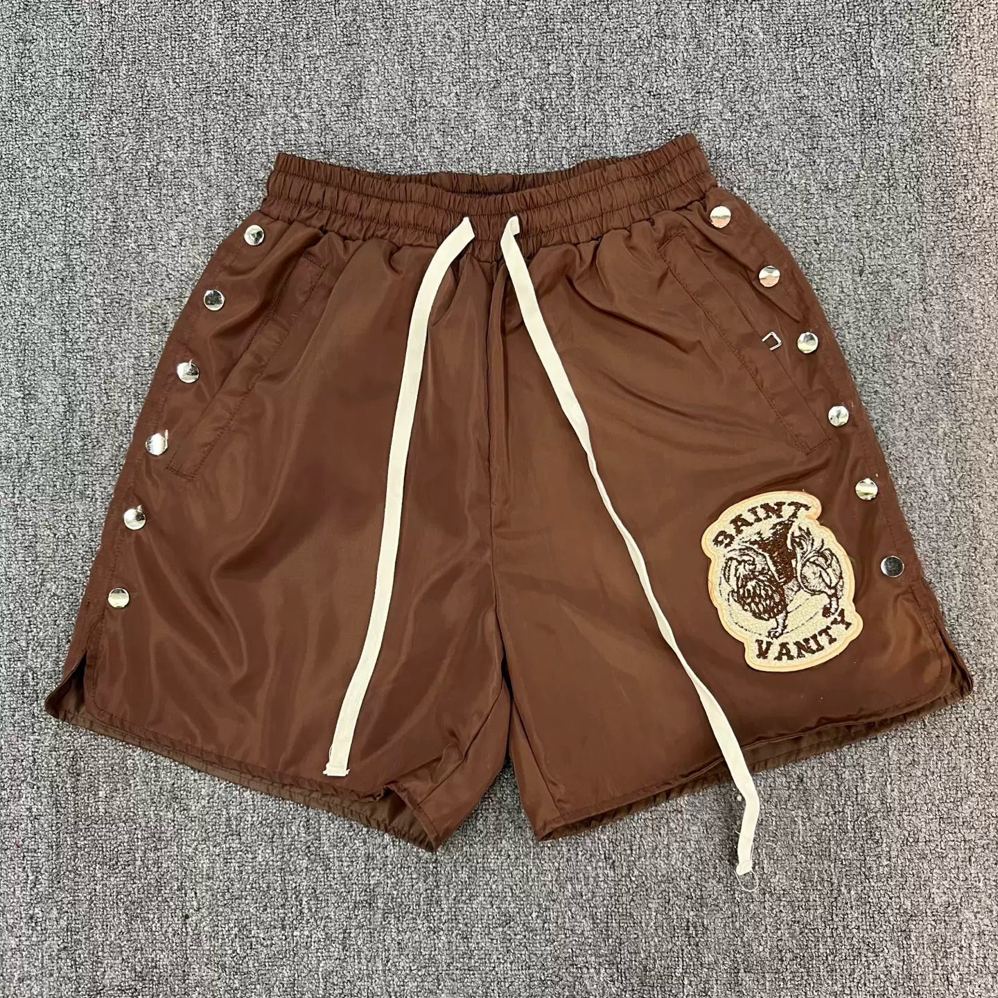 SAINT VANITY Embroidered Button-Up Casual Sports Shorts