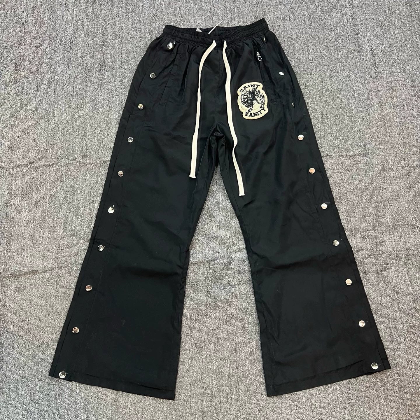 SAINT VANITY sporty casual straight-leg button-down pants